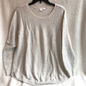 EUC Gap sweater. Cream with flecked colors. Size L